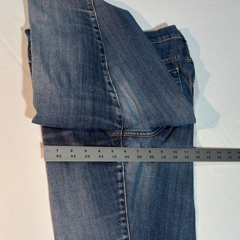 JCPenney Women's Slim Straight Leg Stretch Blue Jeans 32/14 - Picture 6 of 16